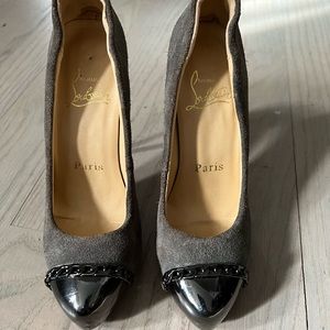 Christian Louboutin Brown Suede Metallip Chain Detail Metal Cap Size 35 Pumps